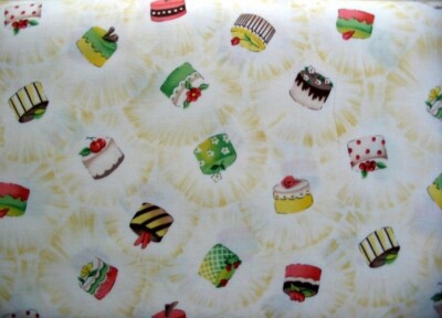 Yuko Hasegawa -Tea for Two Collection-Cupcake in Yellow (FTQ)Vintage 2008 OOP