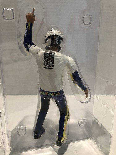 1:12 Minichamps 2005 Valentino Rossi #46 7 Times World Champion Sepang 312050176 - Picture 3 of 6