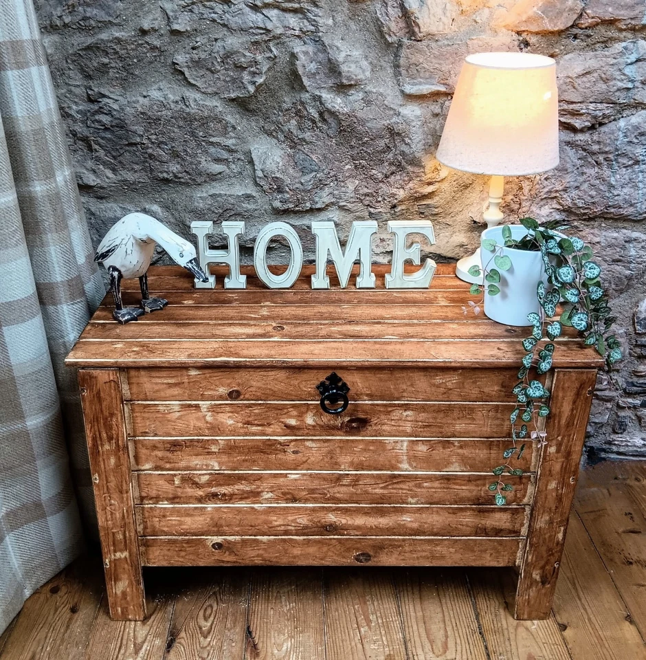 Rustic Panelled Pine Storage Chest - Image 3 of 4