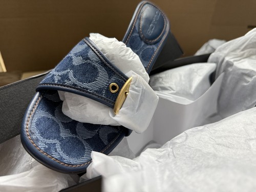 Coach Women's Margot Sandal Platform - Picture 7 of 9