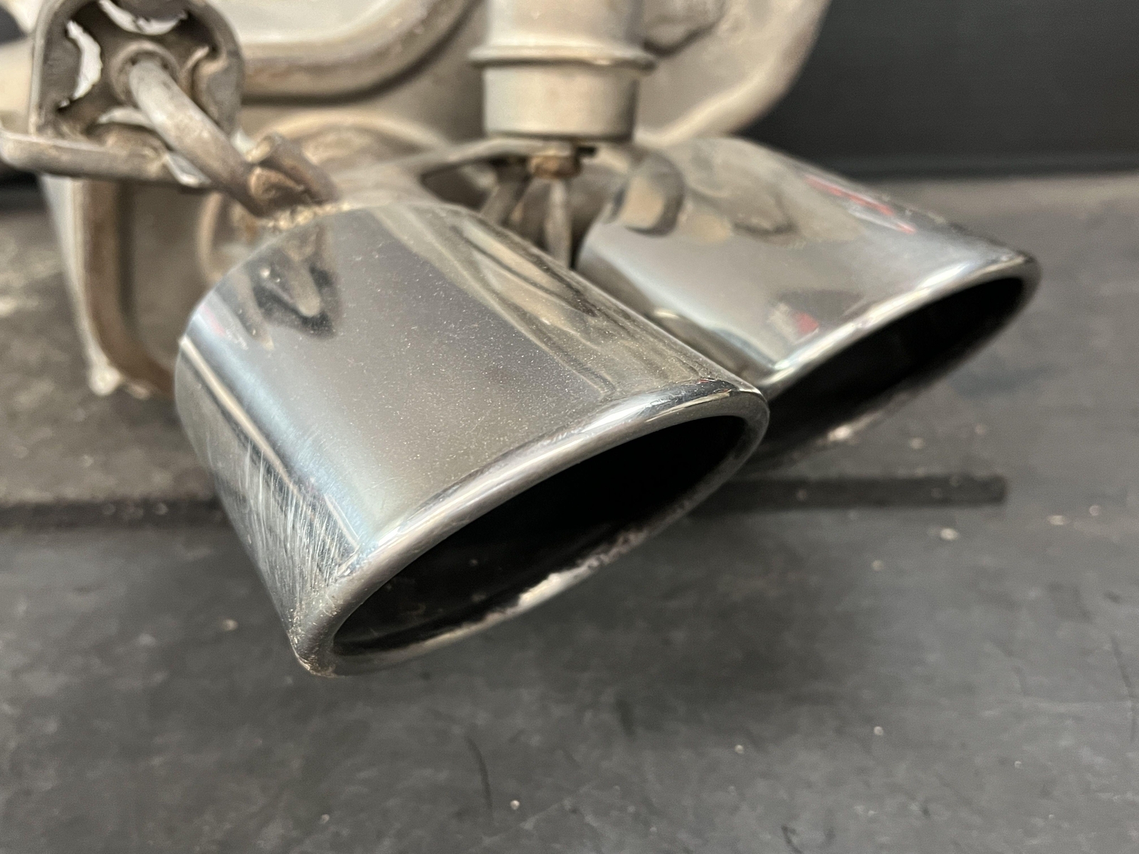 14-17 MASERATI GHIBLI 3.0 TWIN TURBO AWD PAIR OF REAR EXHAUST MUFFLERS