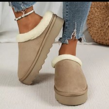 Khaki Faux Fur Lined Women's Slippers Size 8 Slip-On House Shoes