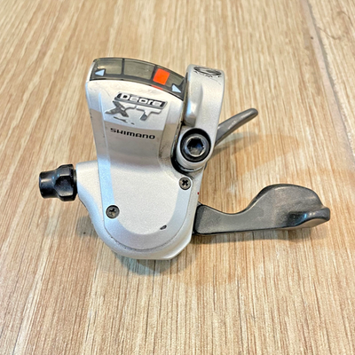 Shimano Deore XT SL-M760 3-Speed Mountain Bike Left Trigger