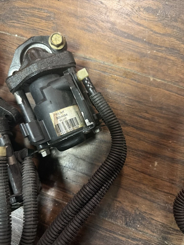 Fuel Injector Set For Evinrude Johnson FICHT 200 225 HP 5004285-5004284 2000+ - Image 4 of 4