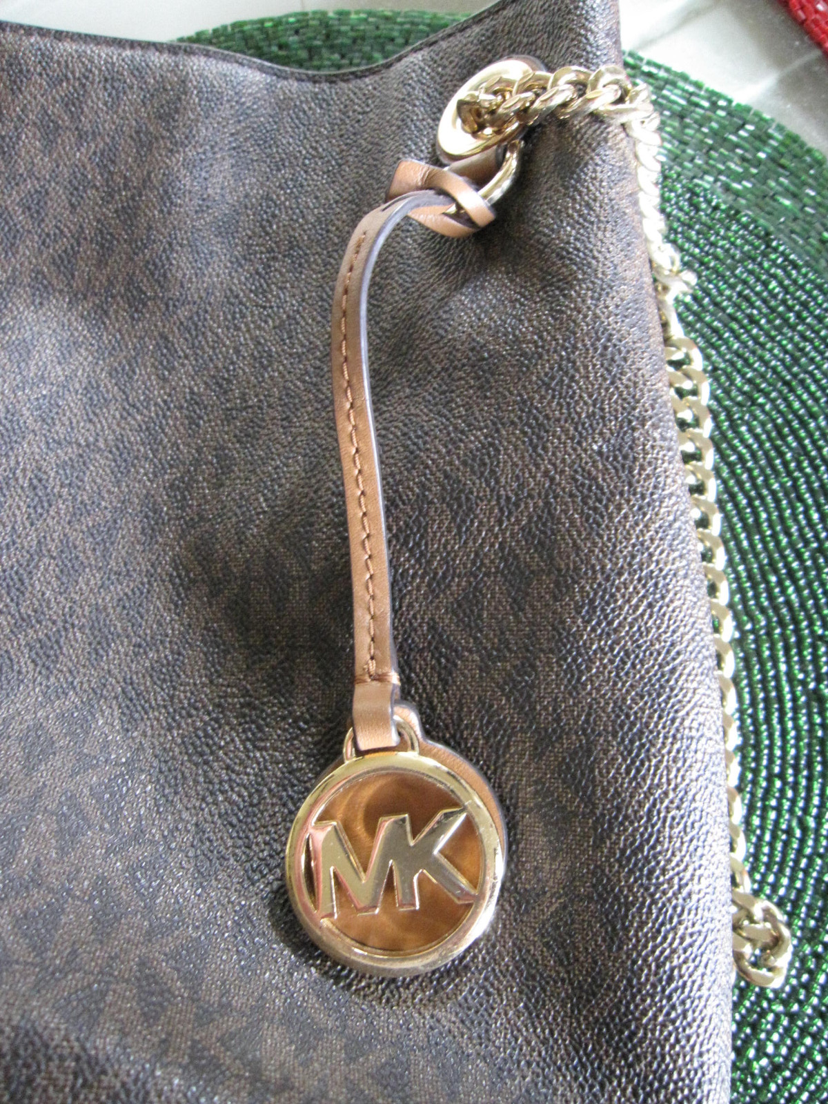 Picture 9 of 10