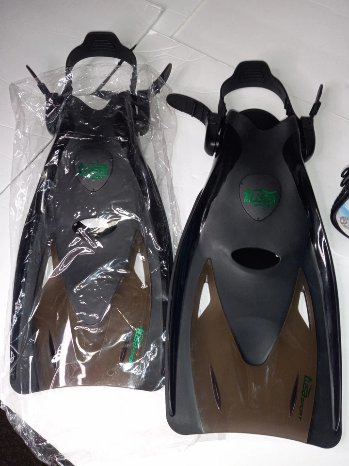 Aletas de snorkel Tusa Sport 100 % cristal silicona hoja larga - medianas EE. UU. talla 3-8 Foto 4 de 4