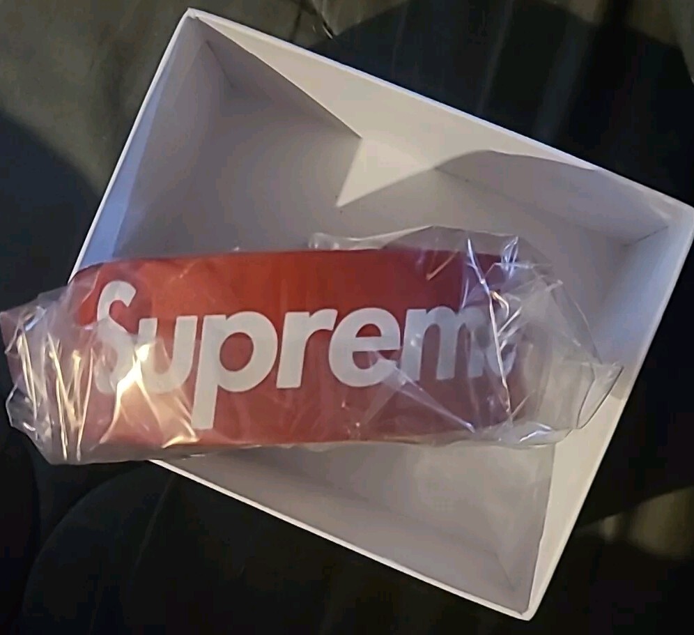 Supreme Repeat Leather Belt - Red - Size Large | eBay Supreme Repeat Leather Belt - Red - Size Large | eBay