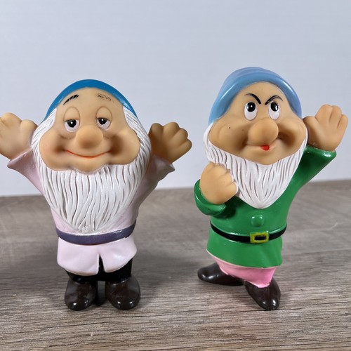 (4) Vintage Dwarfs - Walt Disney Productions 5" Rubber Squeaky Bath Toys - Picture 3 of 7
