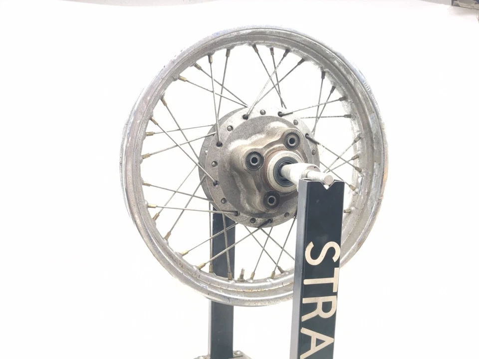 Llanta trasera recta 16x2,50 Honda Nighthawk CB250 91-08 Foto 4 de 4