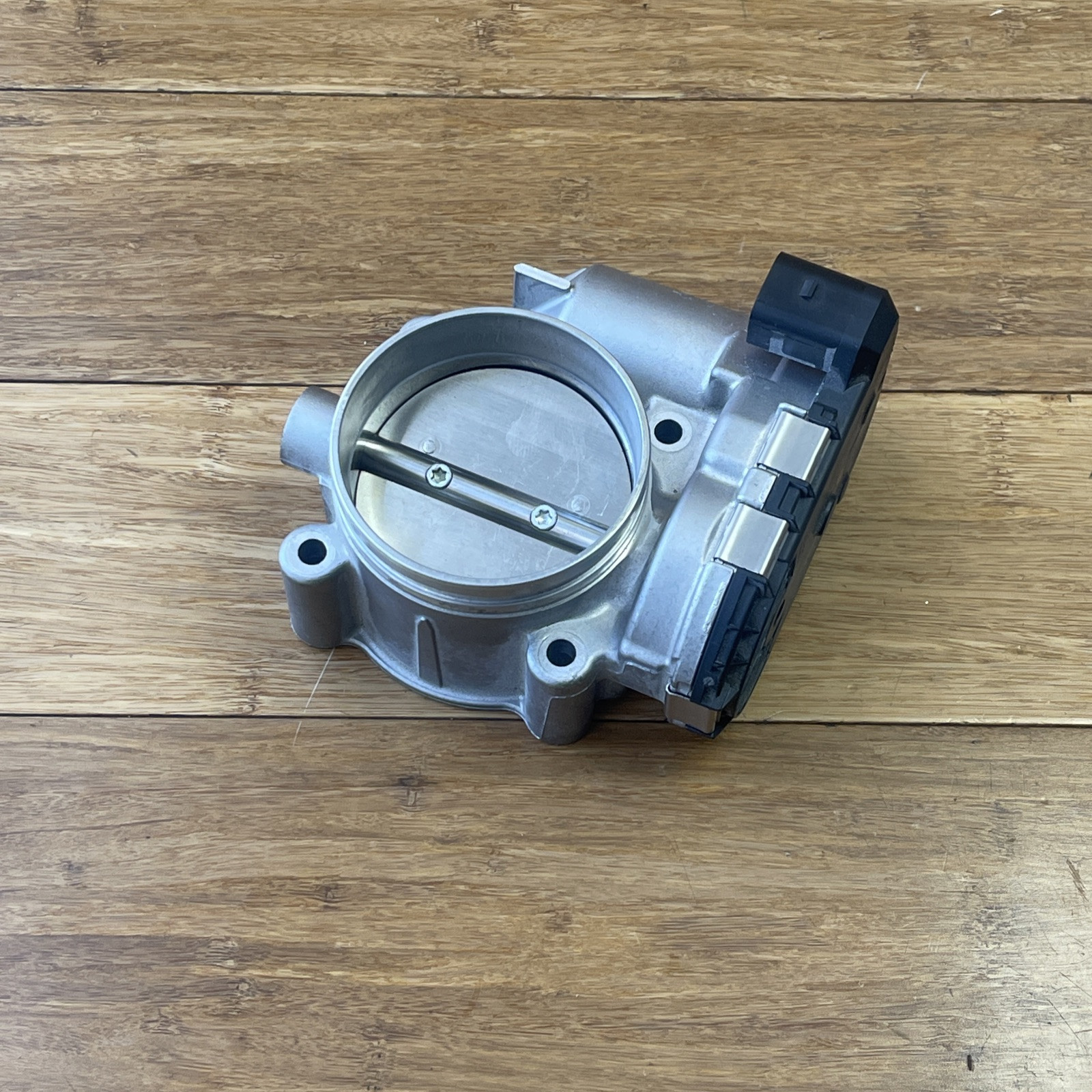 2015-2026 Ferrari California T 3.9L Throttle Body Assembly 3K Miles OEM
