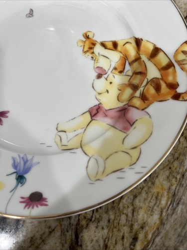 Disney Winnie The Pooh & Tigger Among Flowers Gold Rim Dessert Plate 8" x 3/4" - Picture 8 of 24