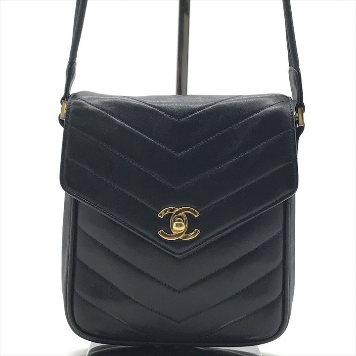 CHANEL Coco Mark Chevron Lambskin Shoulder Bag Gold Hardware Excellent Condition