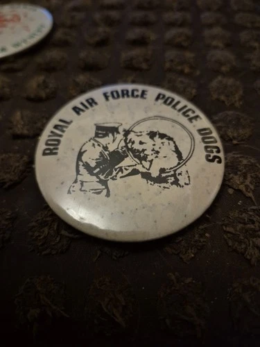 Royal Air Force Police Dogs Vintage 1970s Metal Badge