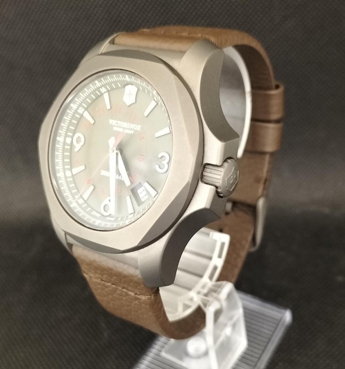フナナP Titanium Pilot by Victorinox Model 241779 | eBay
