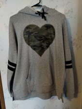 No Boundaries Gray Hoodie Camo Heart Fur Lined Long Sleeve Junior XXL 19 
