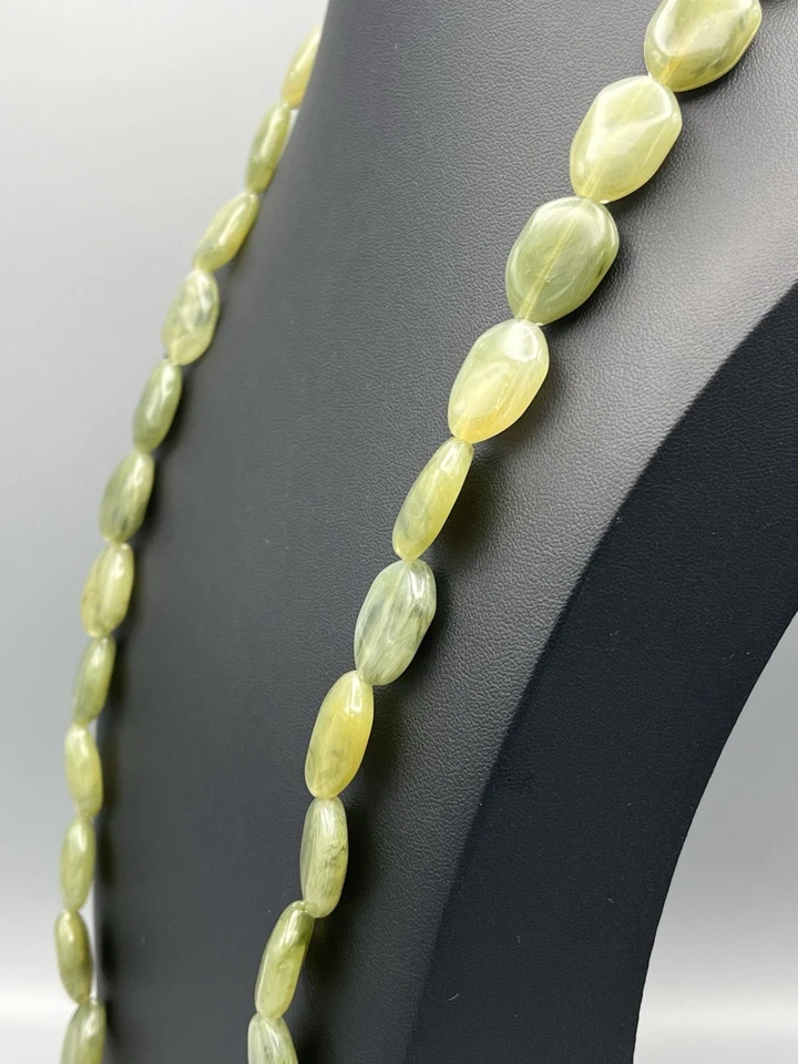 Chunky Green Iridescent Plastic Beaded Statement Necklace By Claire’s - Image 3 of 4