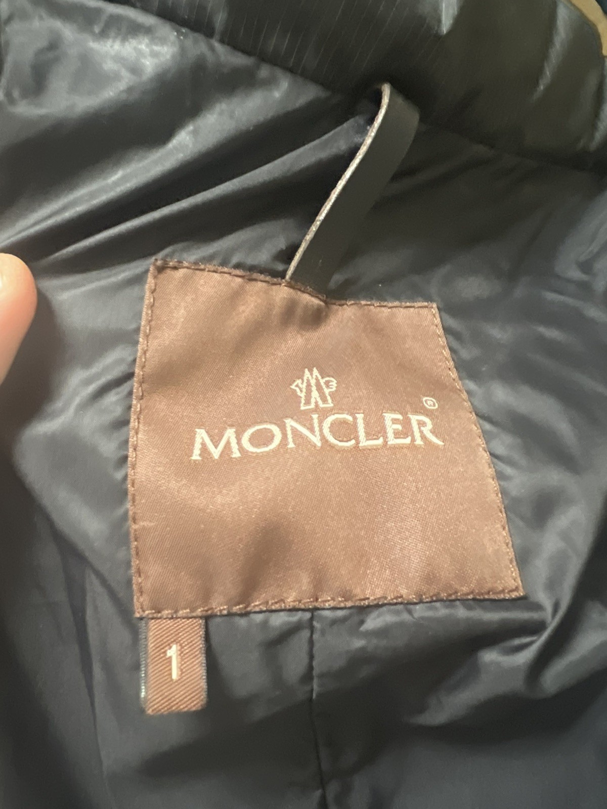 Moncler Ladies Down Coat- Size 1  small 8/10 beautiful quality RRP £1500 image 6