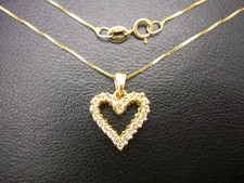 18K GOLD DIAMOND HEART PENDANT NECKLACE - 3.27 GRAMS