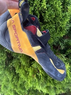 La Sportiva Skwama Climbing Shoes Men's 42 Used Black And Yellow