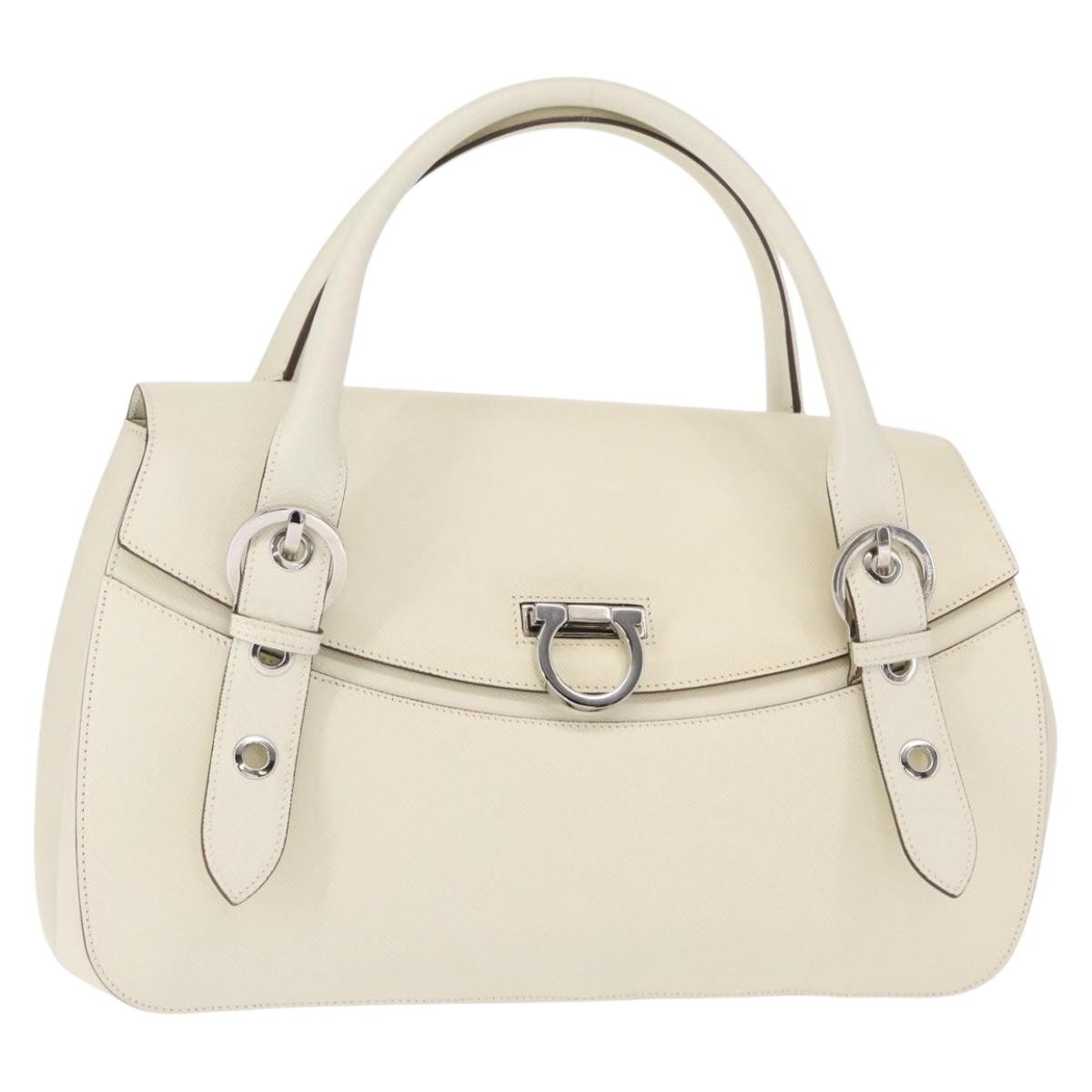 Salvatore Ferragamo Gancini Shoulder Bag Leather White Leather Shoulder Bag Bag (Pre-Owned)
