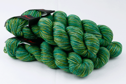 1 skein 100g 220 yards DK light worsted weight 100% superwash merino wool knit - Picture 25 of 45