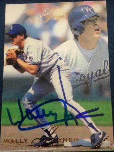 Wally Joyner Autographed 1993 Flair #218