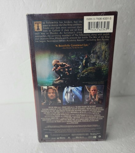 The Lord of the Rings The Two Towers VHS JRR Tolkien Fast Free Shipping - Picture 3 of 6