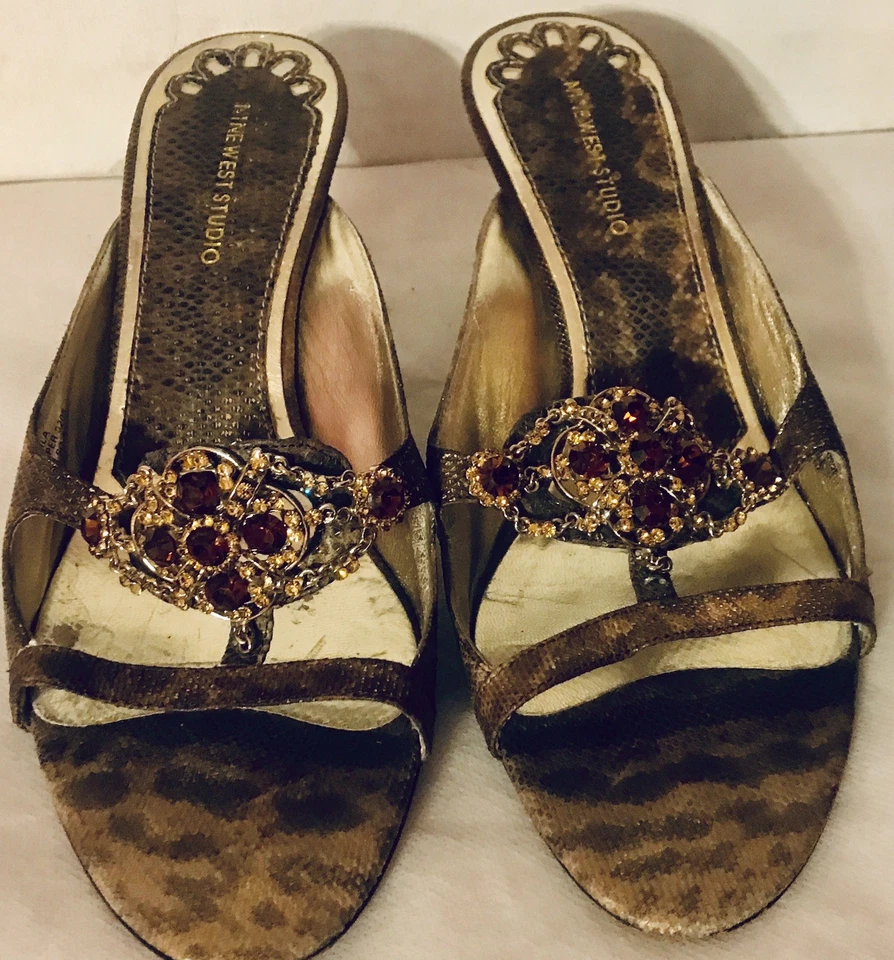 SANDALIAS MUJER NINE WEST STUDIO DELILA PIEL SERPIENTE MARRÓN CON JOYAS TALLA 7,5 M Foto 2 de 4