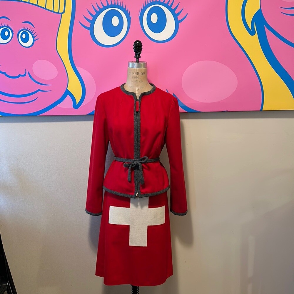 オールインワン・サロペット MOSCHINO COUTURE Woman Jumpsuits Red 04080533 8116 Moschino Jumpsuits and rompers for Women | Online Sale up to