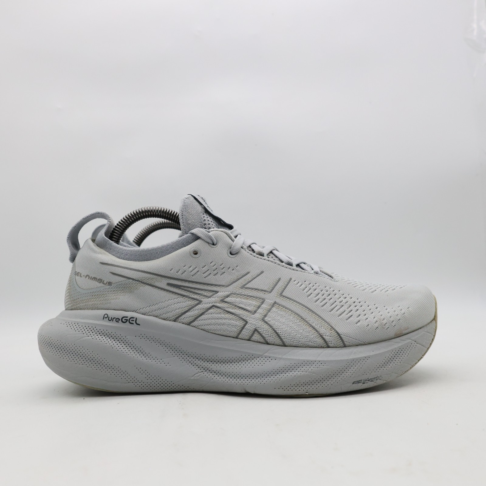ASICS Gel-Cumulus 25 Women's Size 10 Gray Running Athletic Sneakers 1012B356