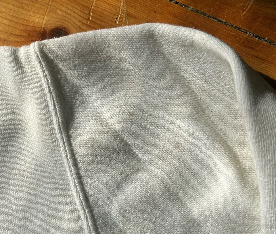 Viintage 90’s Disney Store Minnie Mouse Crewneck Sweatshirt Girls Size SM(6) - Image 4 of 4