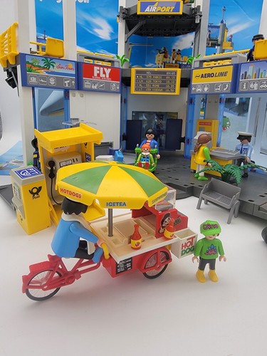 Playmobil Airport 3186 Near Complete w/ Instructions & Poster + Sets 3790, 3848 - Picture 5 of 12