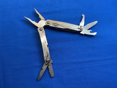 Leatherman Wingman Multi Tool Knife Pliers Camping Hunting Hiking 2023 Date Code