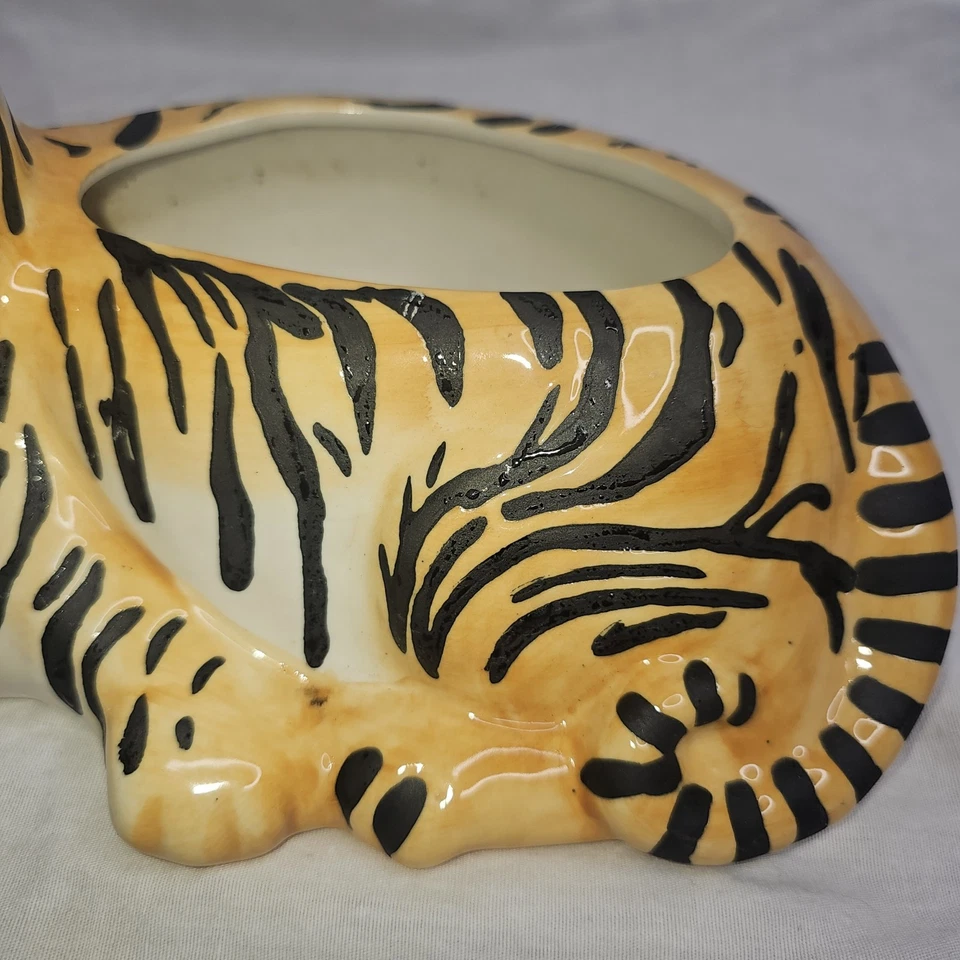 Jarrón Anthropologie Leah Goren Tigre Animal Gres Maceta Gato Jardín Foto 3 de 4