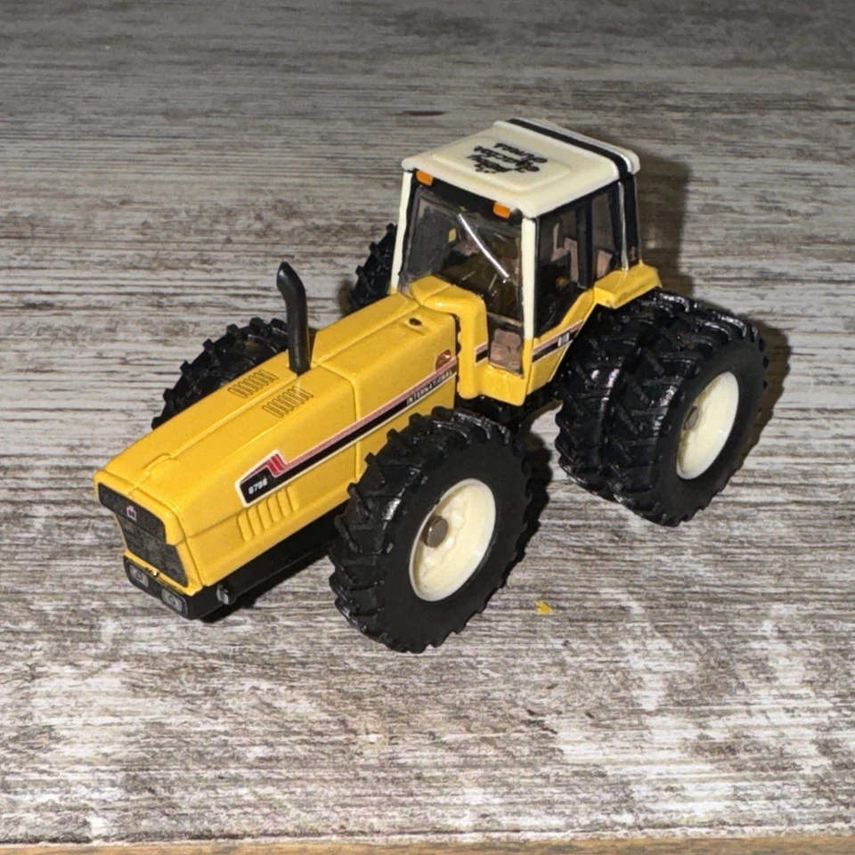 1/64 International 6788 4WD Duals Toy Tractor Times Loose Industrial Yellow - Image 3 of 4