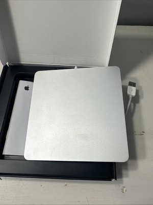 Apple MacBook Air SuperDrive External USB CD/DVD Drive 8x Silver MB397G/A Silver