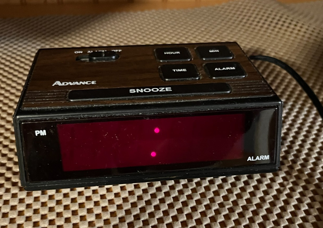 Vintage ADVANCE DIGITAL ALARM CLOCK Works!