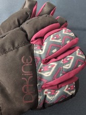 DAKINE Gloves Mittens Children Kids Girls Medium Wrist Cinch Clips Outdoors