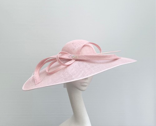 Pale Pink Very Large Hatinator 