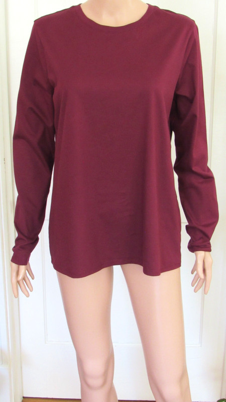 Lands End Burgundy 100% Cotton Round Neck Long Sleeve Pullover Tee Top Size Med