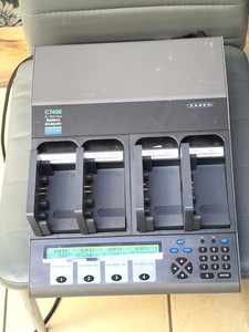 Cadex C7400-C (PHILIPS) Vier Bay C-Serie Batterieanalysator. Konfiguriert mit...