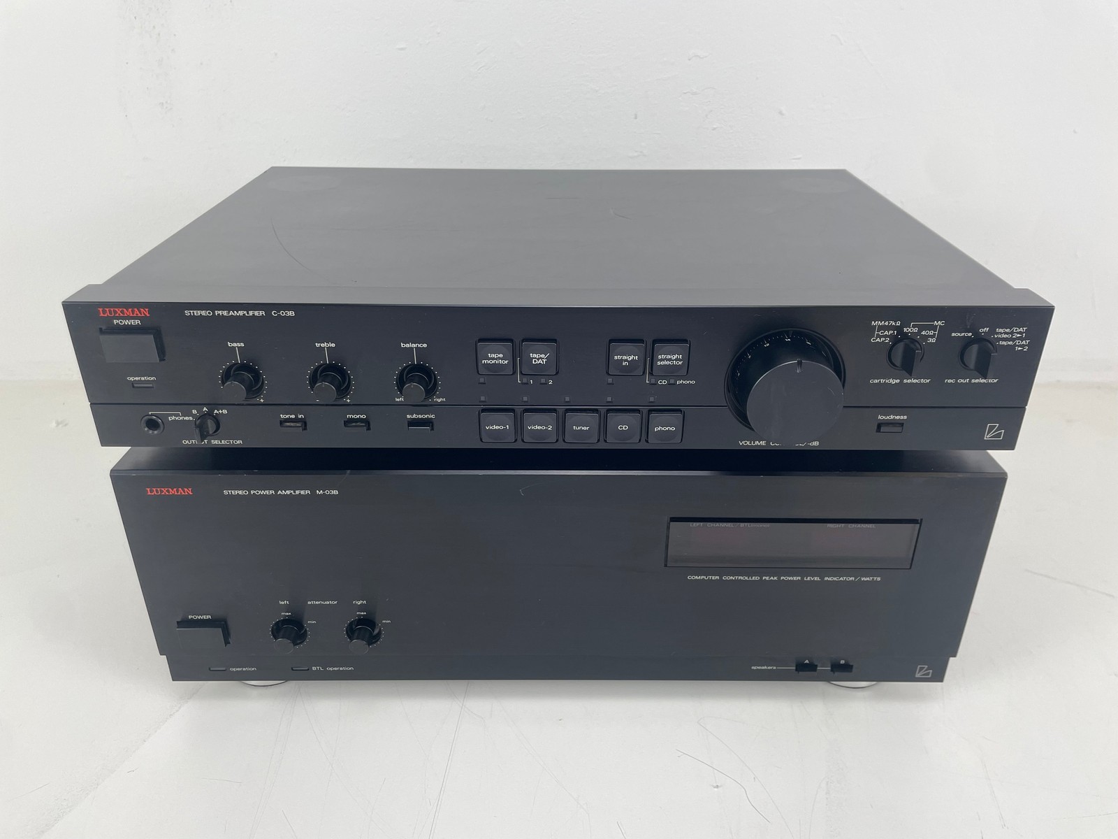 Luxman - M-03B & C-03B - Pre/Power-amp Set
