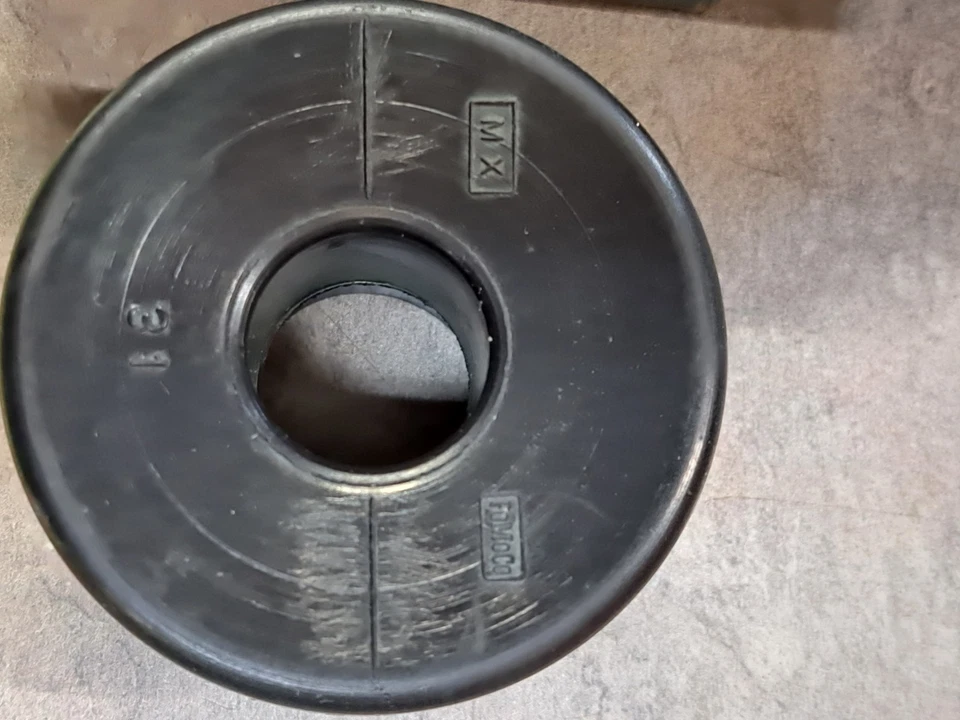 NOS OEM  1970 Ford Mustang Mach 1,  Mercury Cougar 351C VALVE COVER PCV Grommet - Image 3 of 4