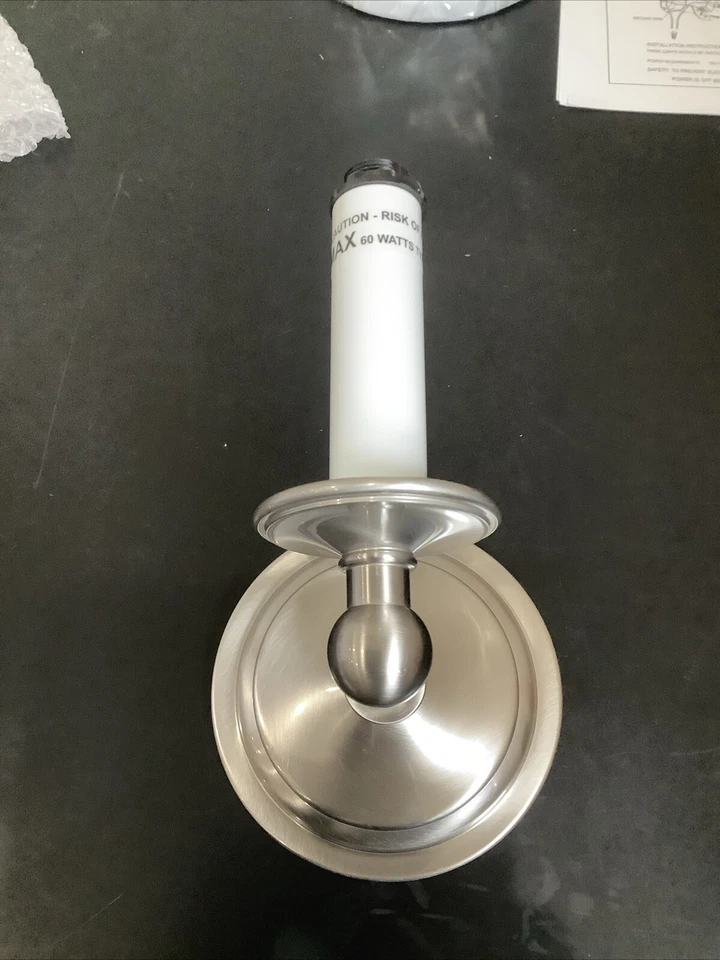 Luz individual para terraza Ginger London. Níquel satinado. 2681/SN. W11 Foto 2 de 4