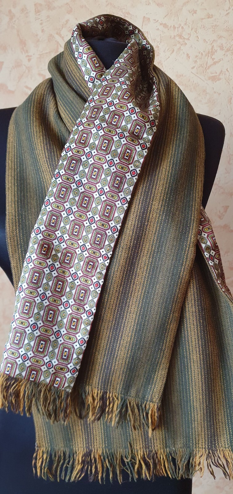 Reversible Rectangular Scarf with fringe Wool-sil… - image 1