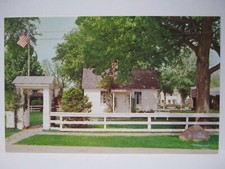 PRESIDENT HERBERT HOOVER BIRTHPLACE POSTCARD WEST BRANCH IA IOWA 1960s