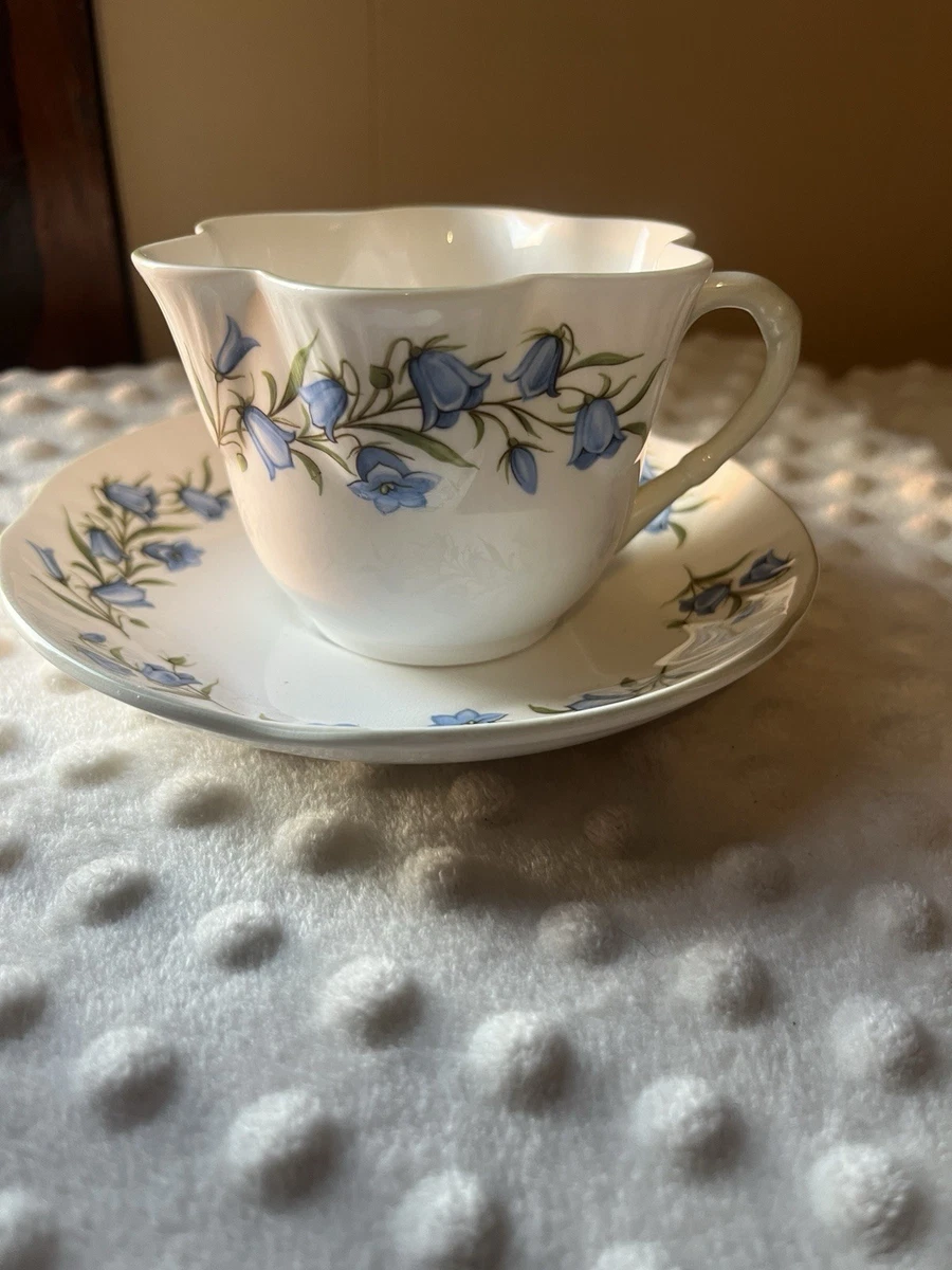Staffordshire Tea Cup In Antique Ceramic & Porcelain Cups