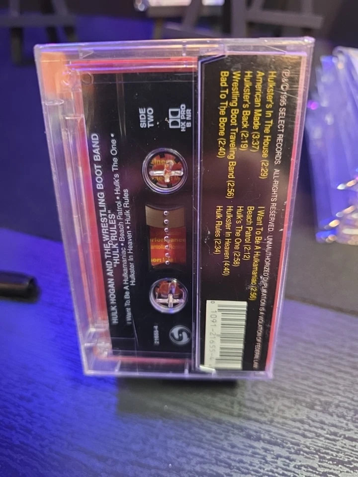 Cinta de casete de colección 1995 Hulk Hogan Rules and the Wrestling Boot Band sellada Foto 2 de 2