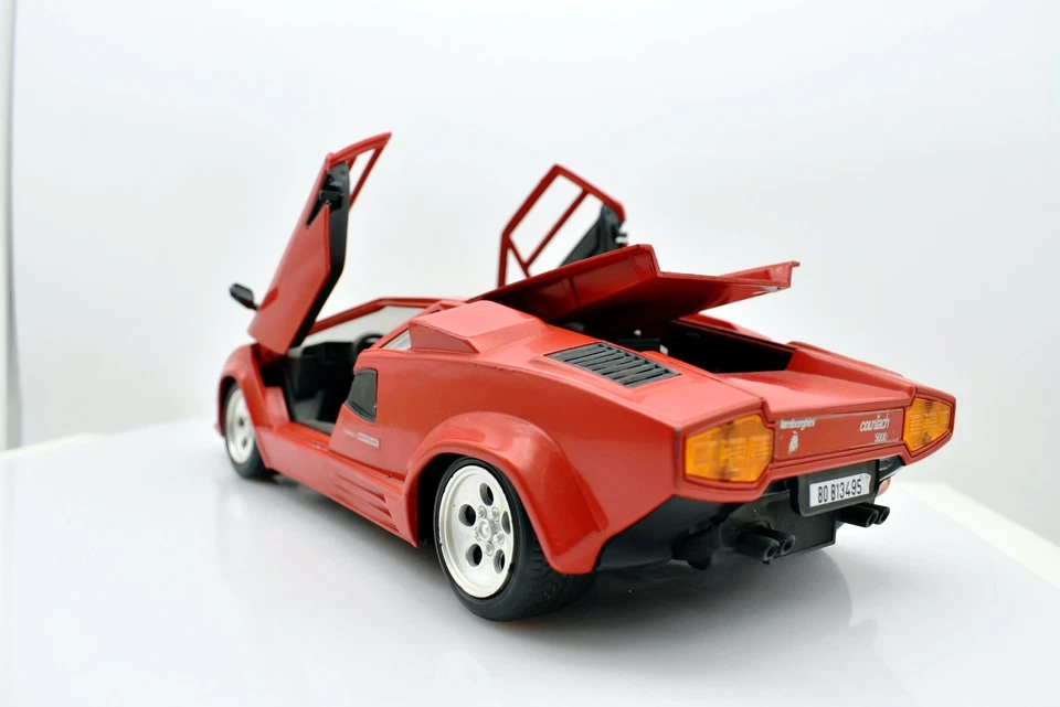 1:18 Scale Lamborghini Countach Red Polistil Road Vehicles - Image 3 of 4