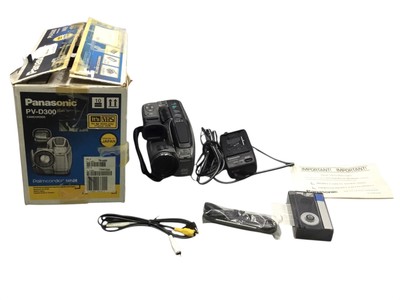 Panasonic PV-D300 Camcorder Palmcorder VHS-C, w/o Battery